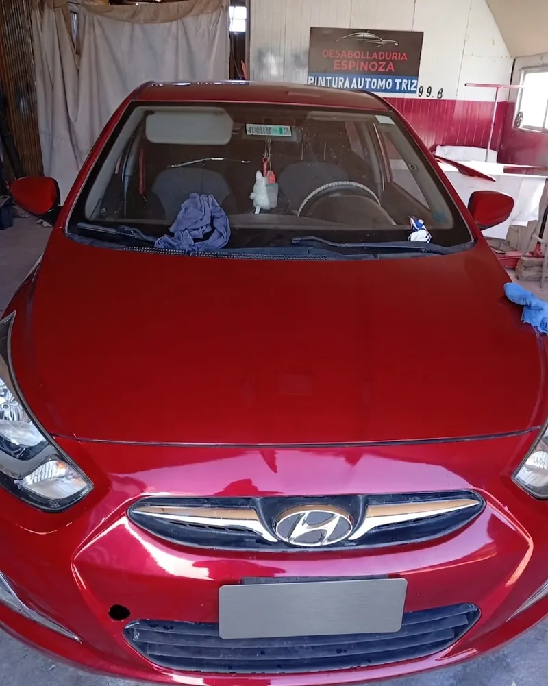 Restauración Hyundai Accent - Después